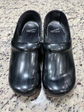 Dansko Black Eel Patent Leather Clogs SZ Eu40/ US 9.5/10
